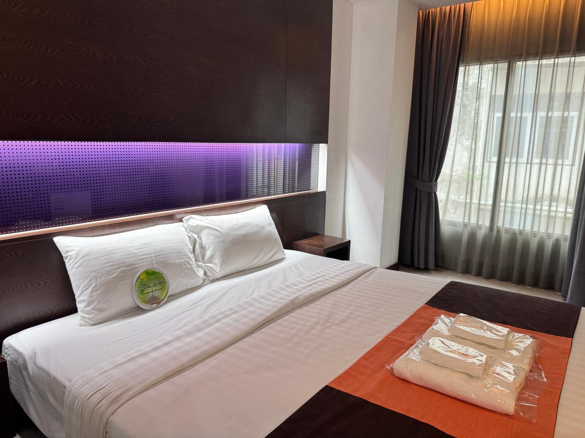 Collection O The Bangkok Airport Link Suite Exterior foto