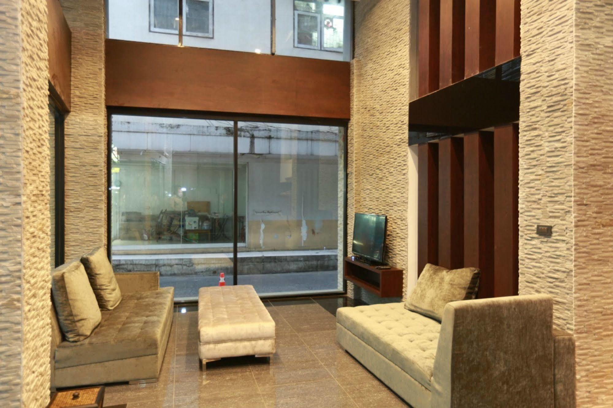 Collection O The Bangkok Airport Link Suite Exterior foto